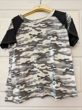 Cute little camo top by sew in love size medium